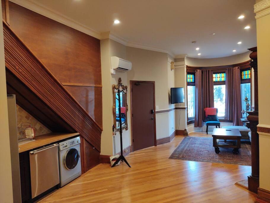 Dupont/logan Circle Historic One Bedroom * Washington