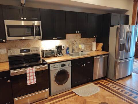 Dupont/logan Circle Historic One Bedroom Washington